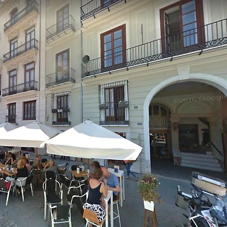 El Magnanimo Rooms & Breakfast Valencia Bagian luar foto