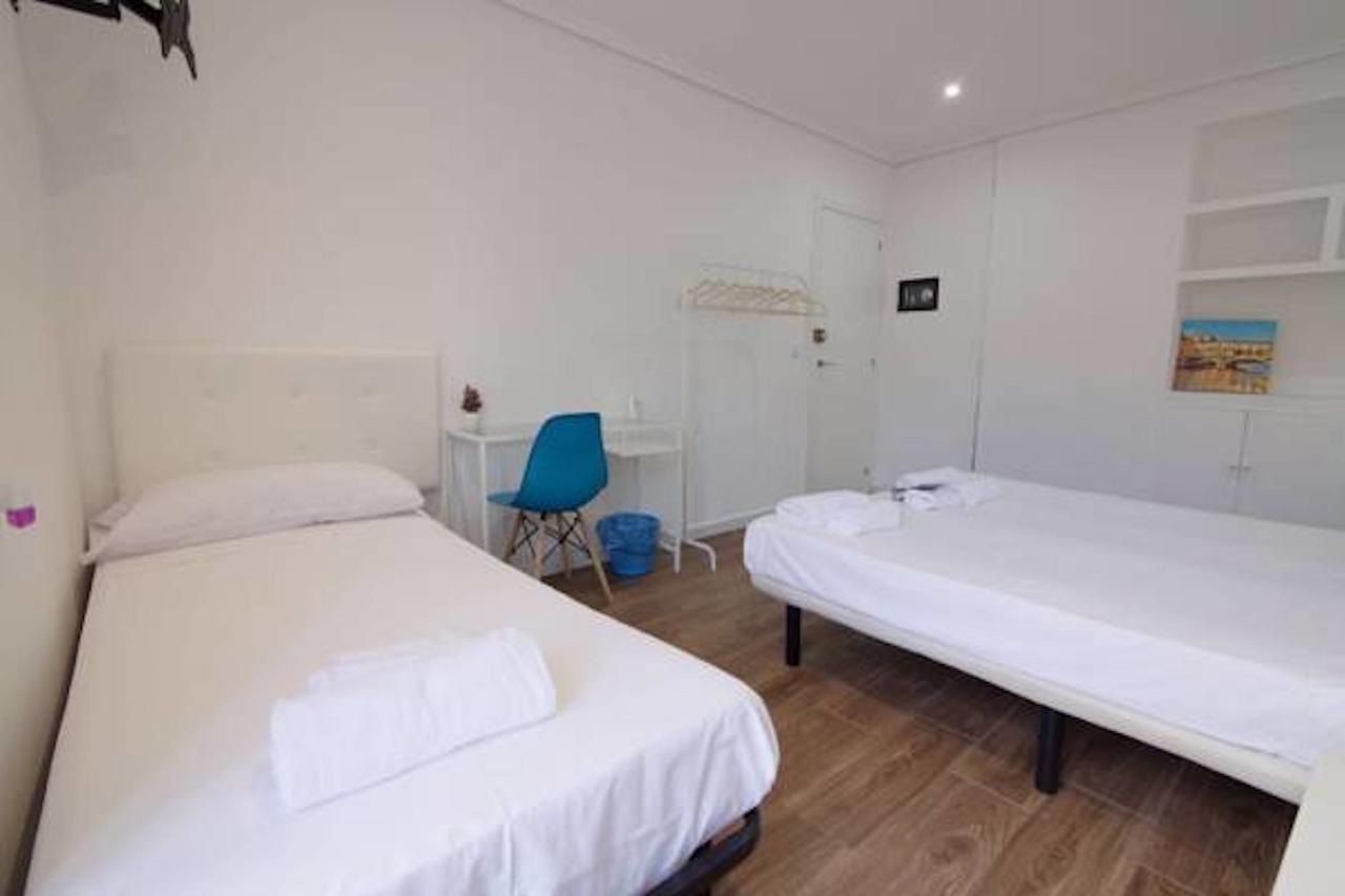 El Magnanimo Rooms & Breakfast Valencia Bagian luar foto