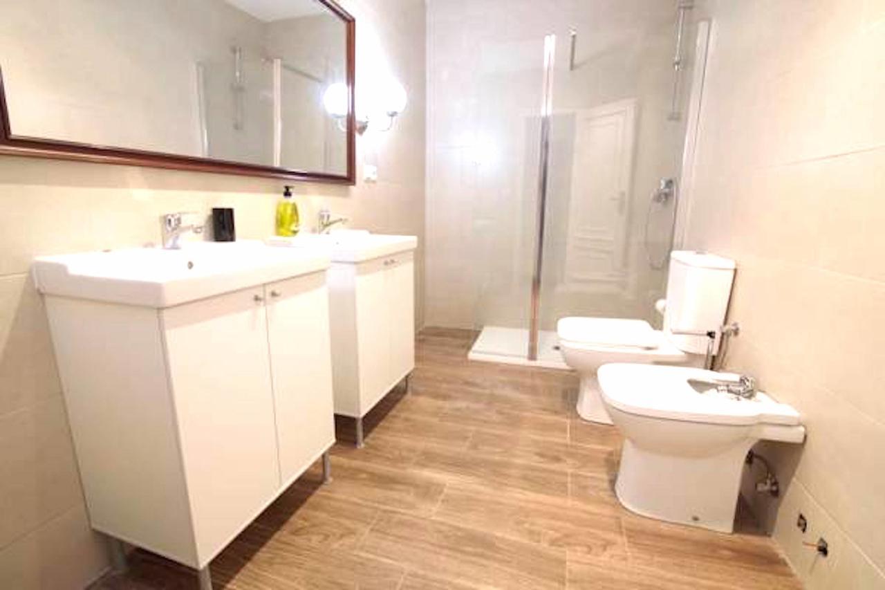 El Magnanimo Rooms & Breakfast Valencia Bagian luar foto